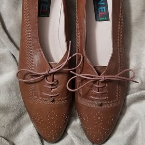 NEVER WORN VANELi Italian Leather Wingtip Oxfords
